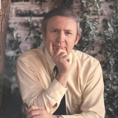 Ellis L.